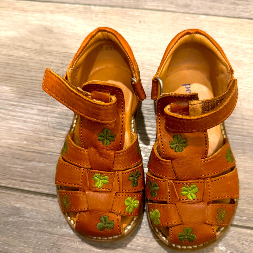 Toddler girls leather sandals